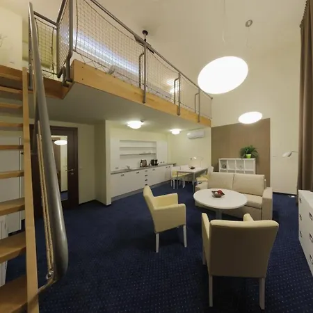 Esmarin Wellness 4* Mníšek pod Brdy