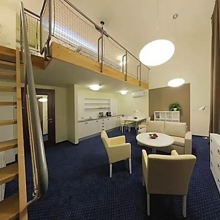 Esmarin Wellness 4*