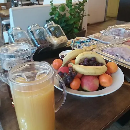 فندق Esmarin Wellness Mníšek pod Brdy