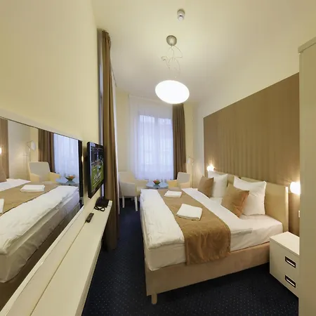 Esmarin Wellness Отель 4*