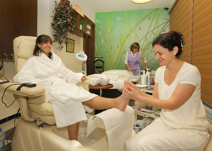 Esmarin Wellness 4*